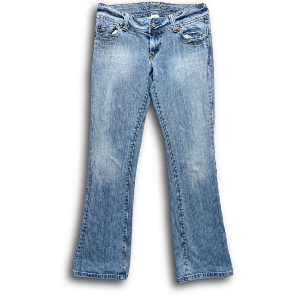American Eagle Women Light Wash Low Rise Bootcut Y2K Jeans Size 32x25.5